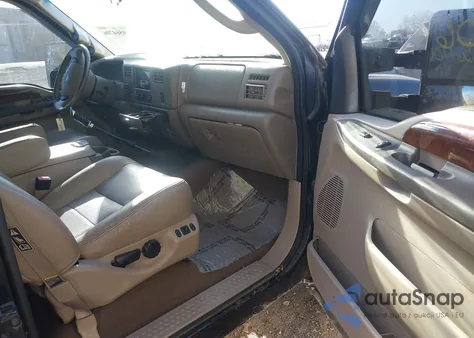 2003 Ford F-250 Lariat/Xl/Xlt из США, поврежденный, VIN 1FTNW21P83EC98221